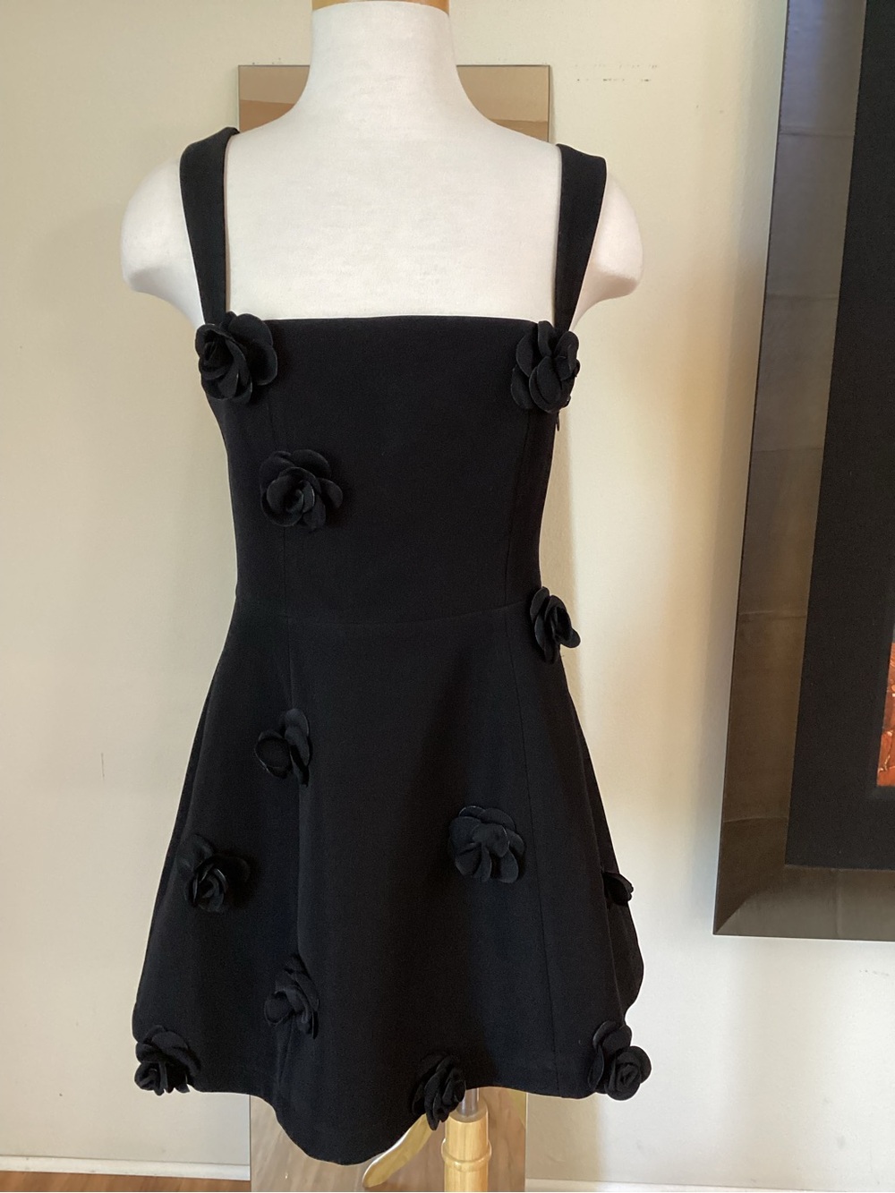 Avec Les Filles Black Floral Appliqué A-Line Strap Dress